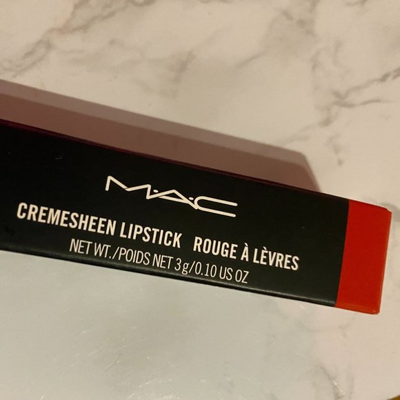 MAC Creme Sheen Lipstick - Dozen Carnations - Picture 3 of 6